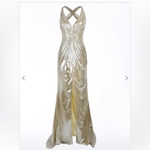 Dave & Johnny Gold long dress - size 3/4